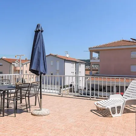 Apartment Planikovica Trogir Exterior photo