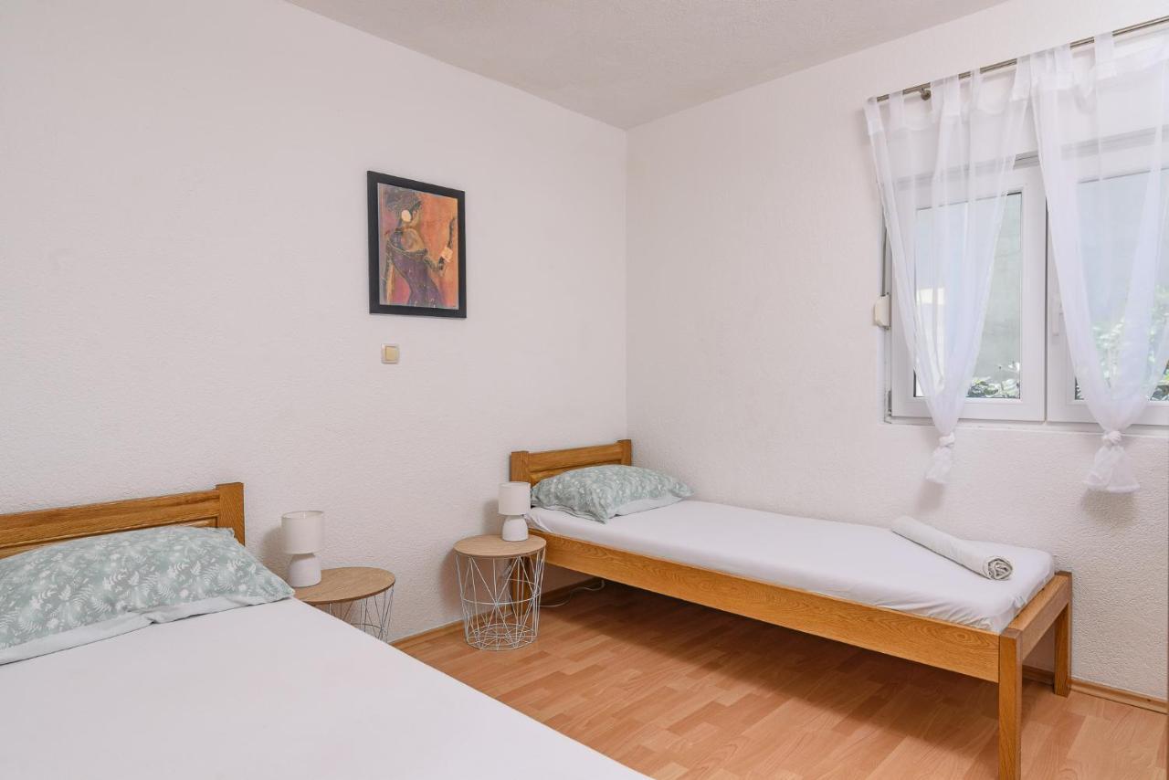 Planikovica Apartment *